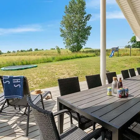 Sleeps 18 Pool Wifi * Vejby Strand