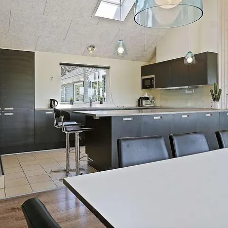 Sleeps 18 Pool Wifi
