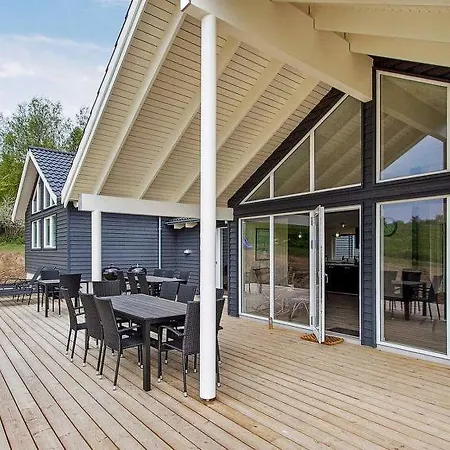 Sleeps 18 Pool Wifi